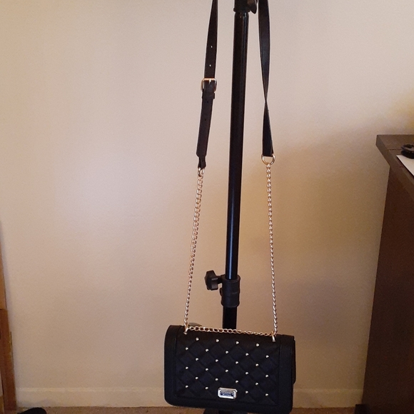 Rare Black and Gold Badgley Mischka Handbag (1) - Picture 9 of 11